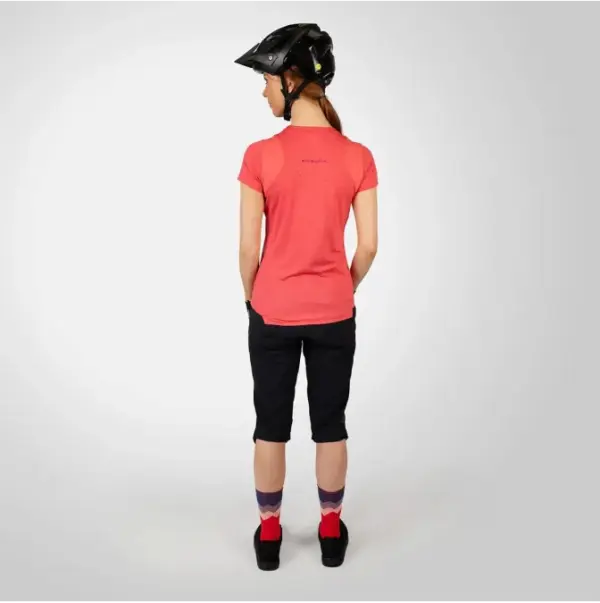 Women's Baggy Shorts 3/4 Length Lightweight by Endura Hummvee - Image 2