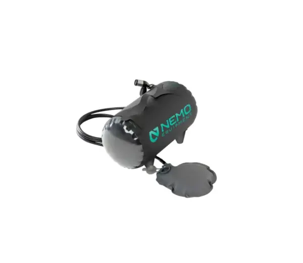Nemo Helio LX Portable Pressure Shower for Camping - Image 2
