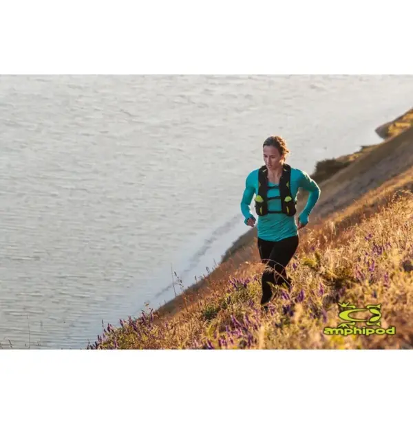 Amphipod Hydraform 16oz Insulated Handheld Water Bottle - Image 2
