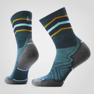 Smartwool Cozy Snowflake Crew Socks for Everyday Comfort