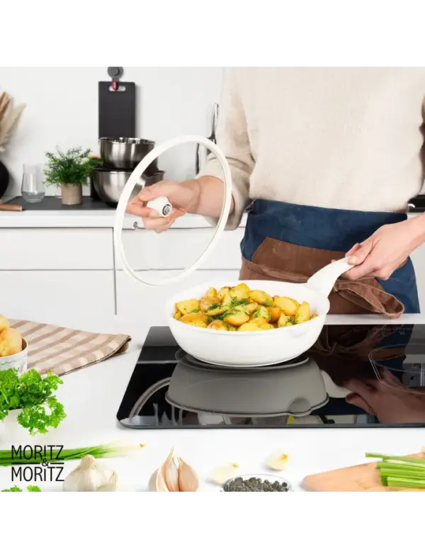 Moritz & Moritz 11-Inch Nonstick Frying Pan with Lid