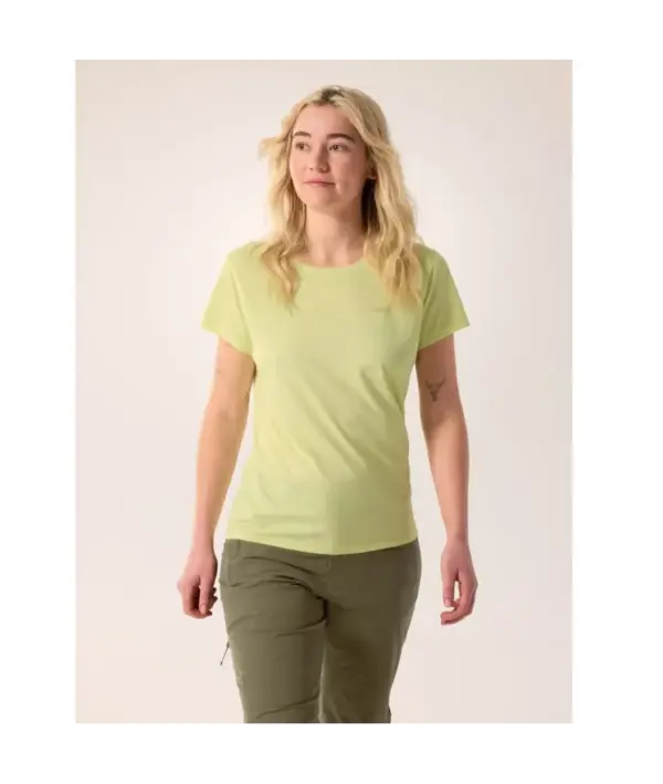 Arc'teryx Women's Essent High-Rise Cargo Shorts 6 Inch