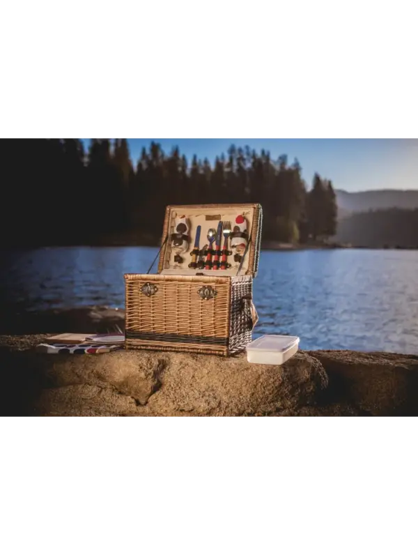Yellowstone Insulated Picnic Basket - Picnic Time - Image 2
