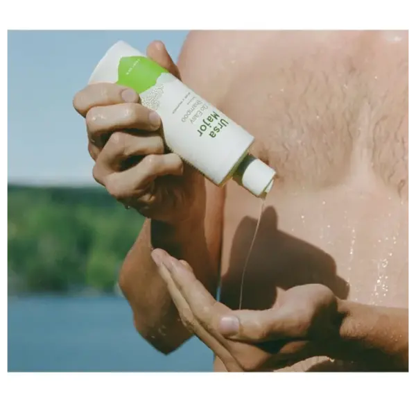 Ursa Major Gentle Daily Shampoo for Healthy Hair - Image 2