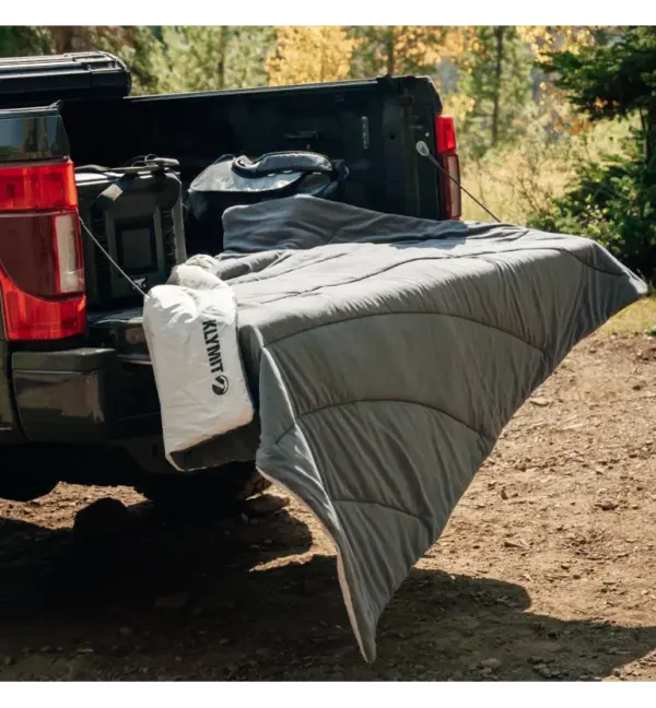 Klymit Horizon Grey Overland Camping Blanket - Image 3