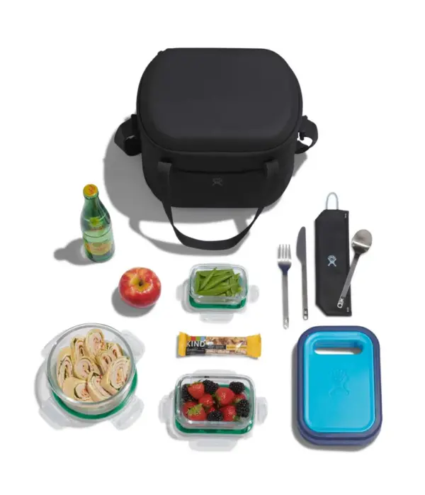 Hydro Flask 20L Soft Cooler Bag for Picnics & Outdoor Adventures - Image 3
