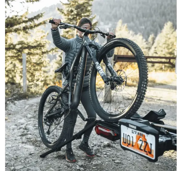 Thule Easyfold XT Extended Loading Ramp for Easy Vehicle Access