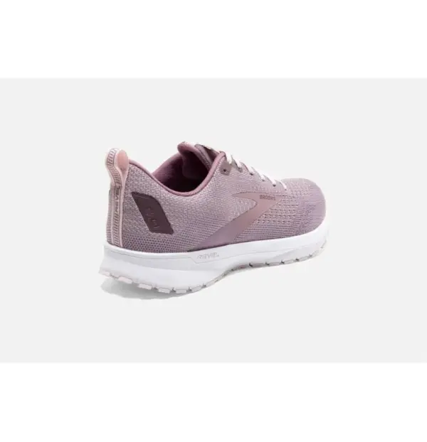 Brooks Revel 4 Women's Running Shoes for Road & Fitness - Image 3
