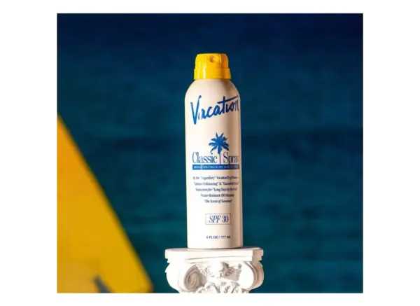 Classic SPF 30 Sunscreen Spray for Vacation & Everyday Protection - Image 3