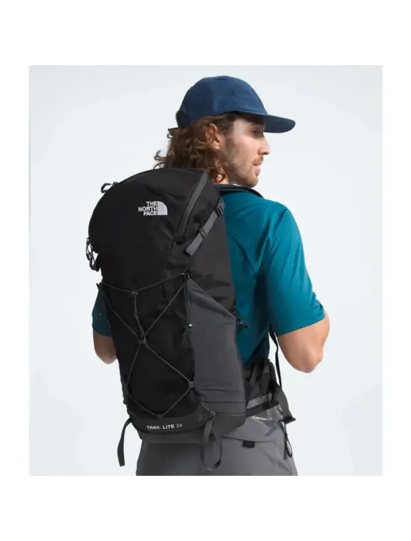 The North Face Trail Lite 24L Lightweight Hiking Daypack - Image 3