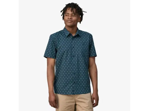Patagonia Men's Go To Button Down Shirt - Image 3