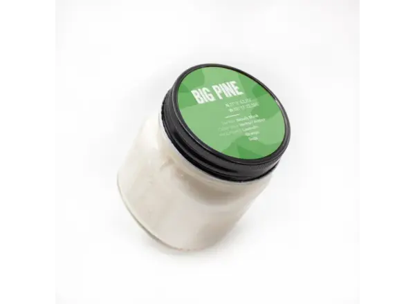 NESW Wax Co Big Pine Scented Candle - Natural Aromatherapy - Image 3