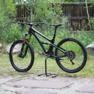 Feedback Sports Scorpion Bike Stand - Compact Storage Solution