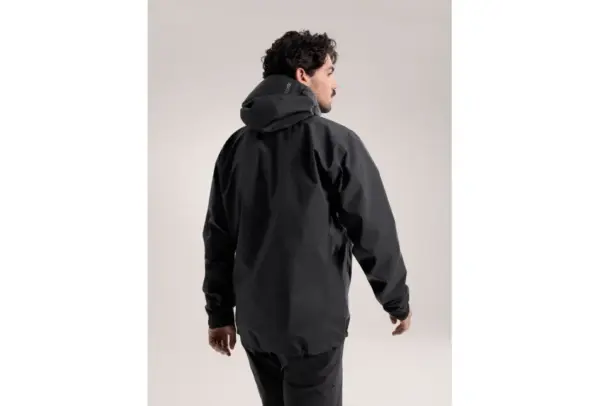 Arc'teryx Men's Beta Waterproof Breathable Hardshell Jacket