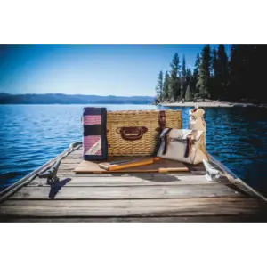 Picnic Time Charleston Wicker Basket with Insulated Cooler