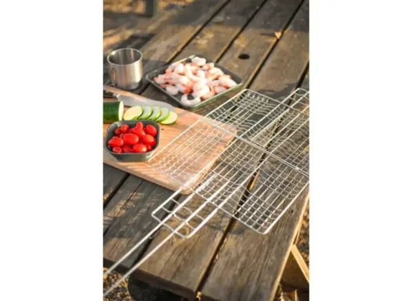 Coghlan's Deluxe Camping Broiler for Grilling - Image 4