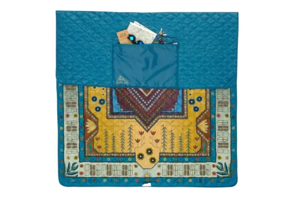 Kelty Jeanie Ultralight Backpacking Blanket - Image 4